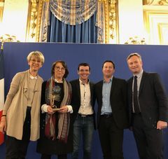 Le secrétaire d’Etat Jean-Baptiste Lemoyne et la sénatrice Annick Boillon aux côtés des représentants du Syndicat Vendée des îles